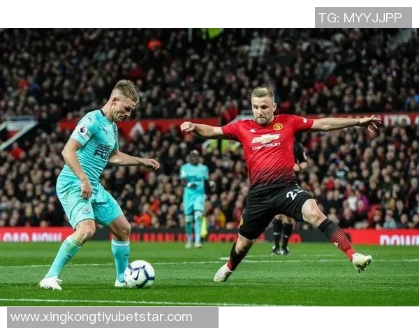 曼晚分析尼科挑战罗德里位置需理解与支持的复杂性