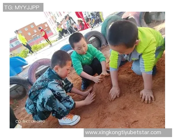 艾弗森回忆童年穿着风格独特自学成才的成长经历分享