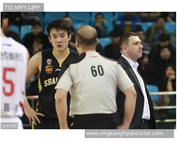 前国脚黄勇正式担任盐城队主教练开启新征程